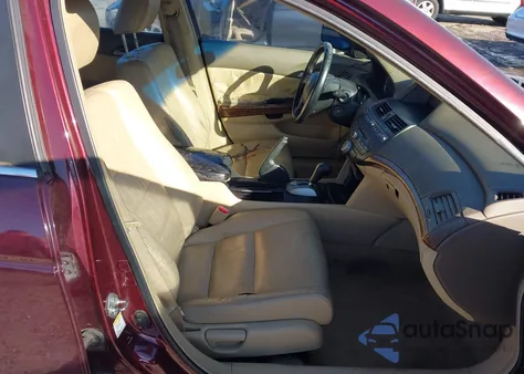 2009 Honda Accord 2.4 Ex-L z USA, uszkodzony, nr VIN 1HGCP26809A131083